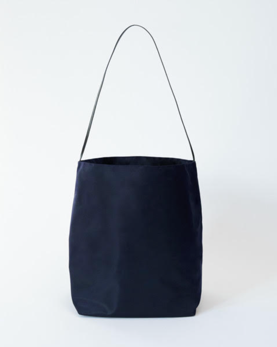 Valesque Bucket Bag