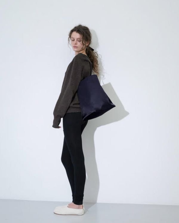 Valesque Bucket Bag